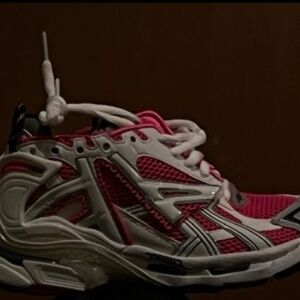 Balenciaga Runners , size 35 , (5)